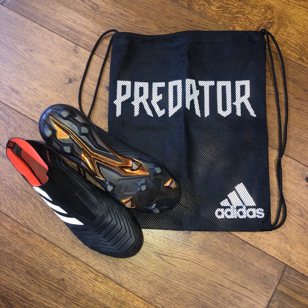 Men’s Adidas Predator soccer cleats 9 1/2
